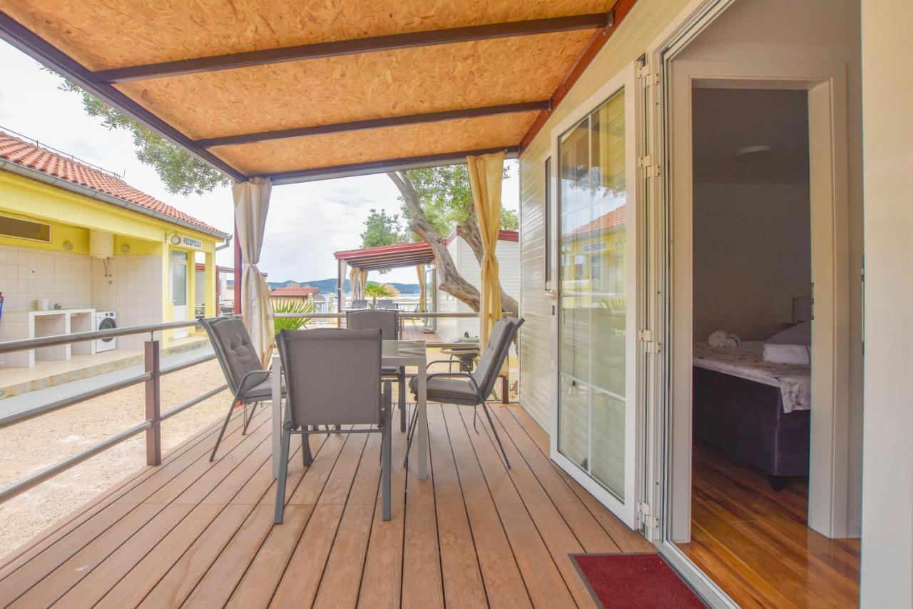 Mobile Home Dandelion Biograd Na Moru Luaran gambar